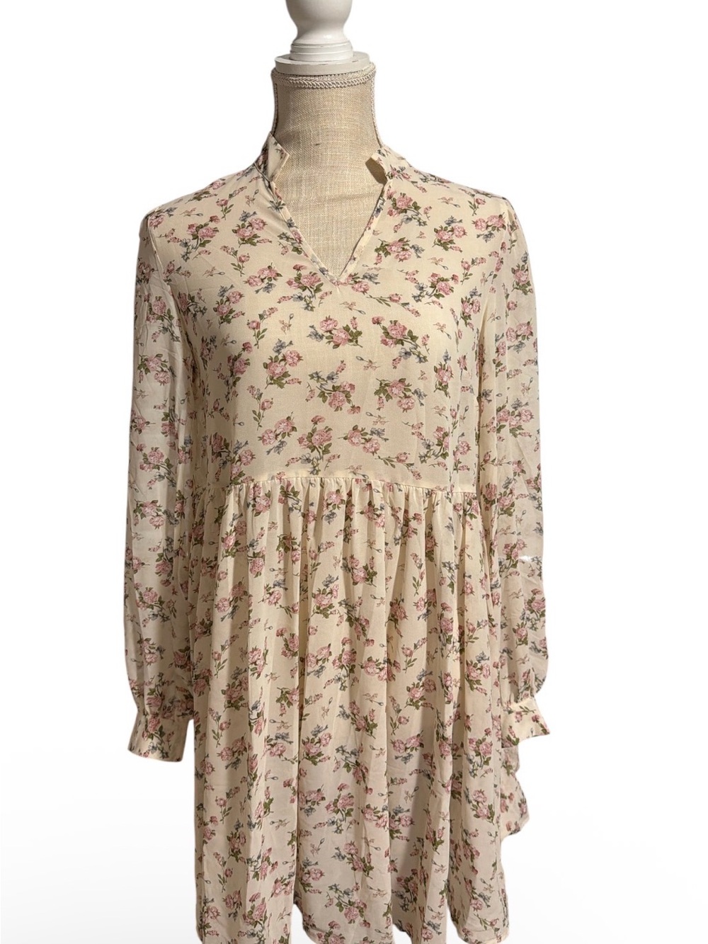 Forever 21 Cream Floral Long-Sleeve Babydoll Dress